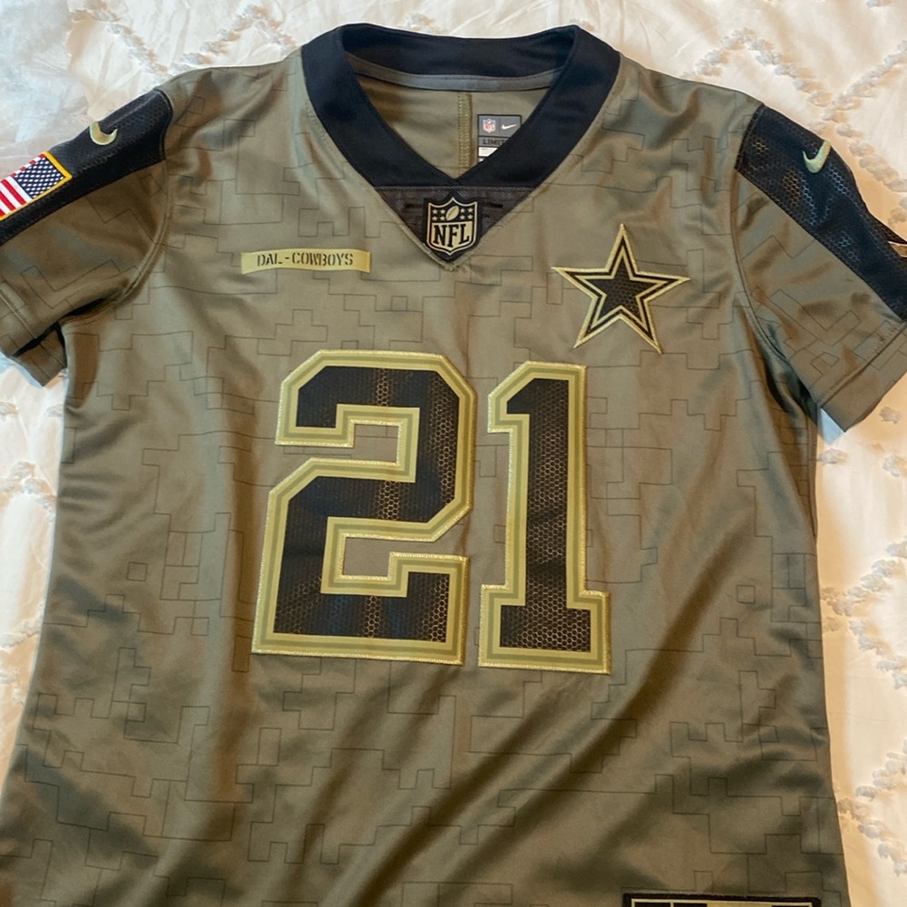 Zeke Elliot limited edition Army salute Jersey Women size Medium